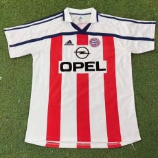 00-01 Bayern Away